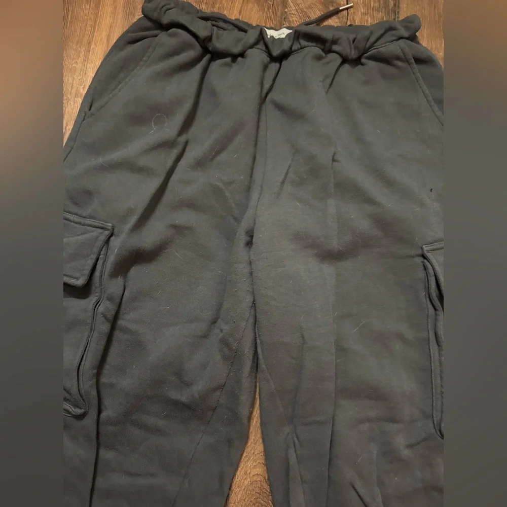 Abercrombie Gray Cargo Sweatpants and Sweatshirt Set - Picture 7 of 7